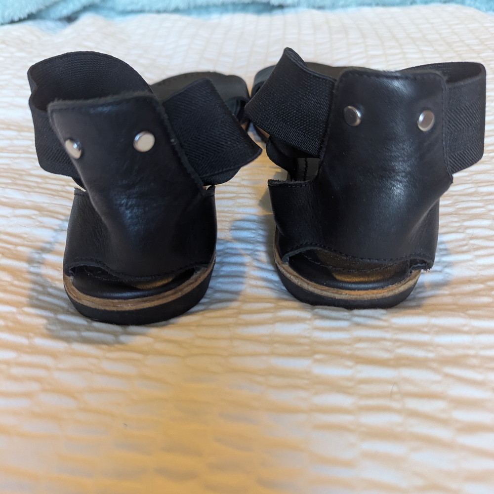 Sorel Ella Ankle Strap Sandals - Black size 8.5 - Picture 3 of 6
